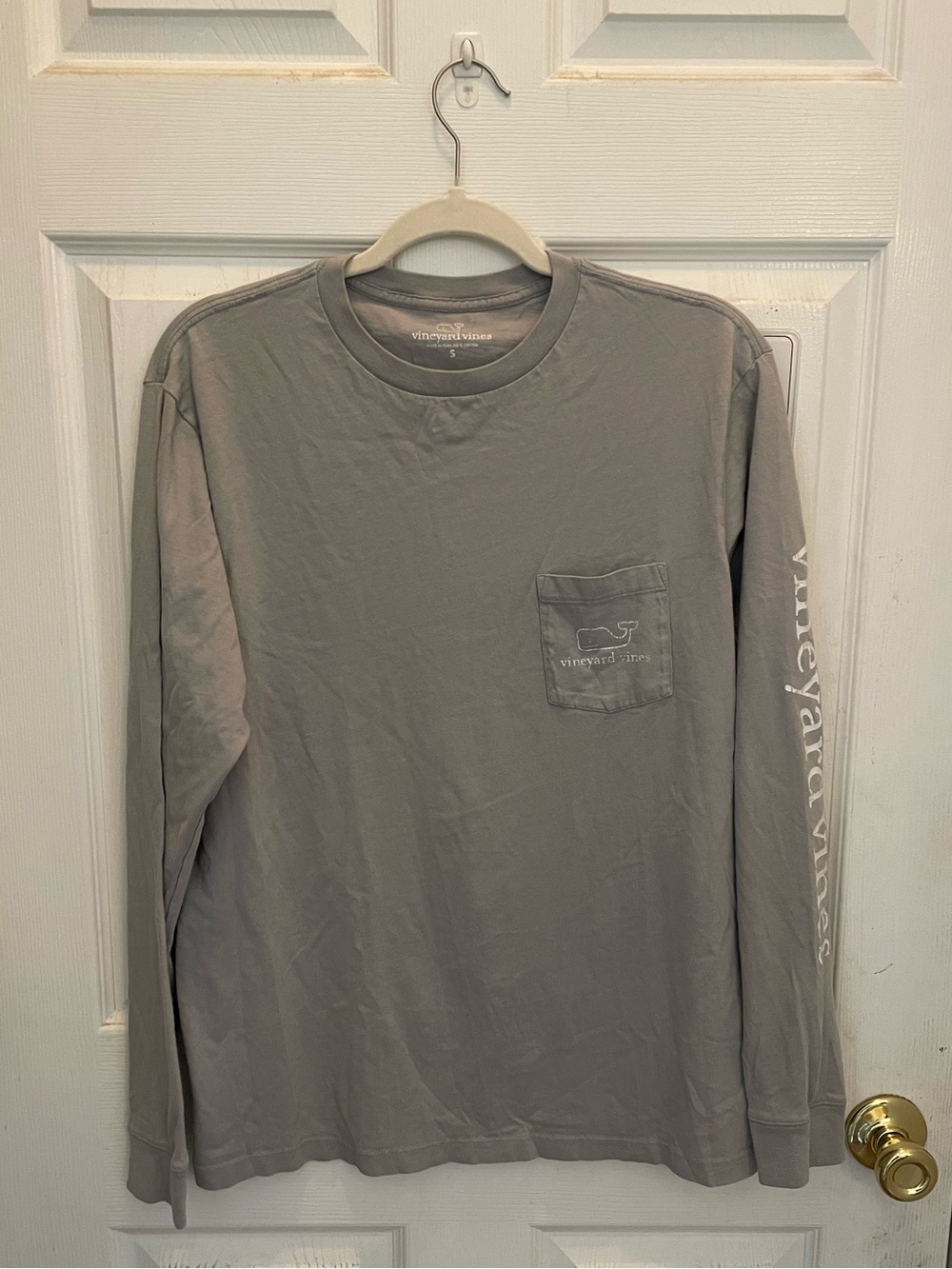 Vineyard Vines Men’s Long-Sleeve Pocket Tee — Gray